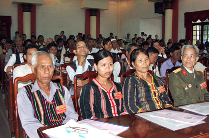 Chế độ, chính sách đối với người có uy tín Chế độ, chính sách đối với người có uy tín