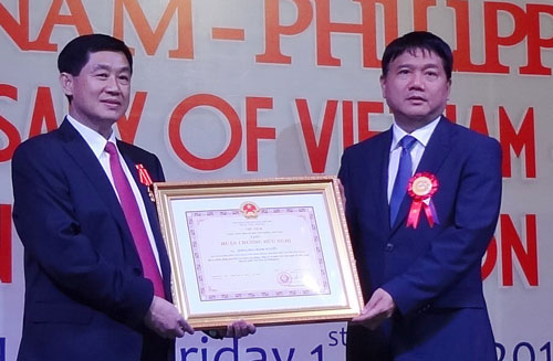 Johnathan-Hanh-Nguyen.jpg