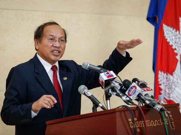 Phay_Siphan__ChinaCambodia_2704.jpg