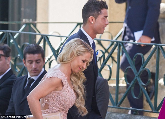 Ronaldo__Jorge_Mendes_1.jpg