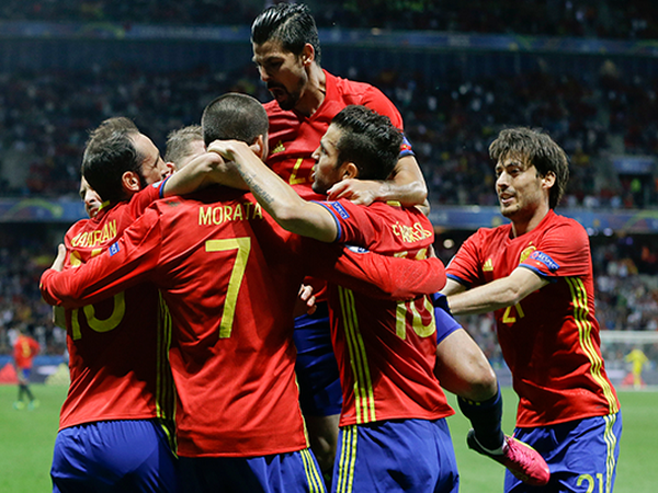Spaincelebrate.png