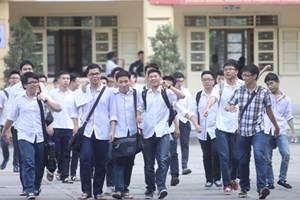 Thi_tot_nghiep_Minh_Quyet1.jpg