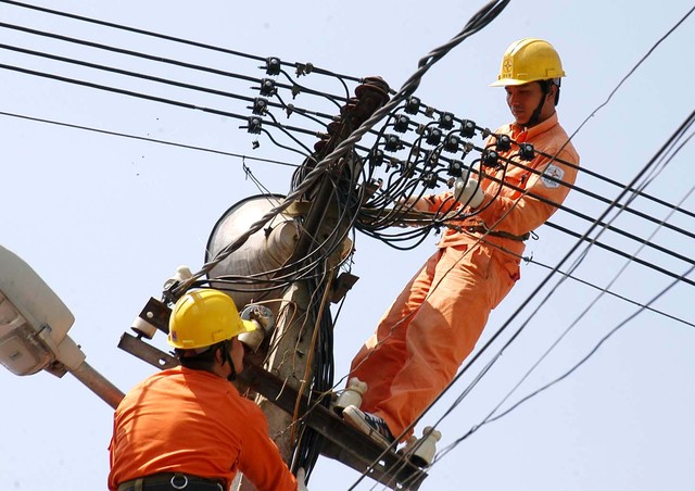 EVN đề xuất giá điện sinh hoạt đồng giá: 1.747 đồng/kWh EVN đề xuất giá điện sinh hoạt đồng giá: 1.747 đồng/kWh