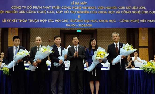 ‘Đại gia’ Vingroup công bố chuyển mình thành tập đoàn công nghệ ‘Đại gia’ Vingroup công bố chuyển mình thành tập đoàn công nghệ
