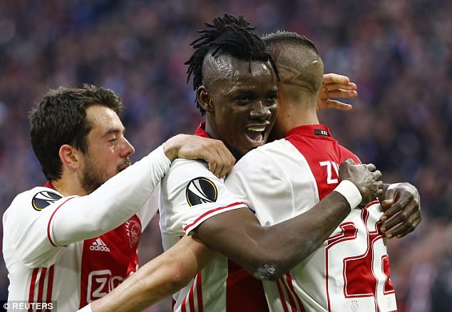 ajax104052017104208.jpg