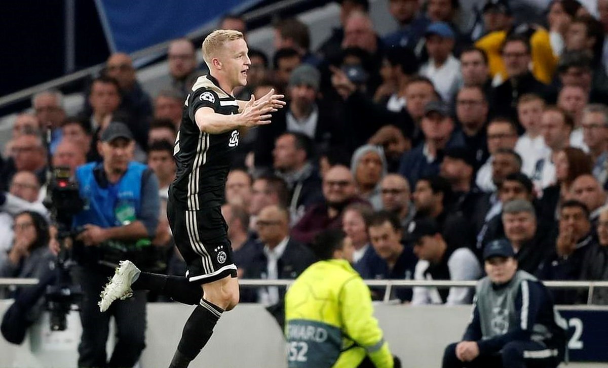 Hạ Tottenham, Ajax rộng cửa vào chung kết Champions League