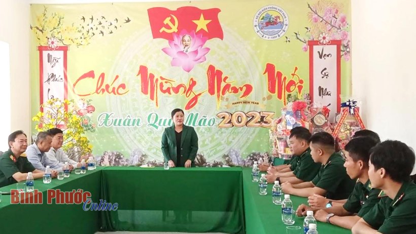 Ấm áp nơi tuyến đầu biên giới Ấm áp nơi tuyến đầu biên giới