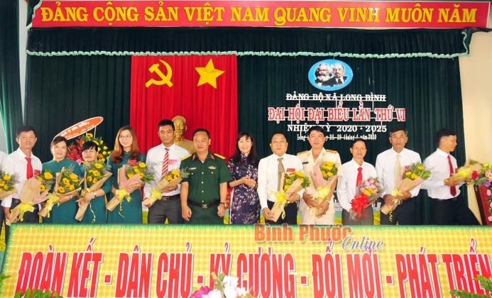 Đảng bộ xã Long Bình phấn đấu không còn hộ nghèo vào cuối năm 2025