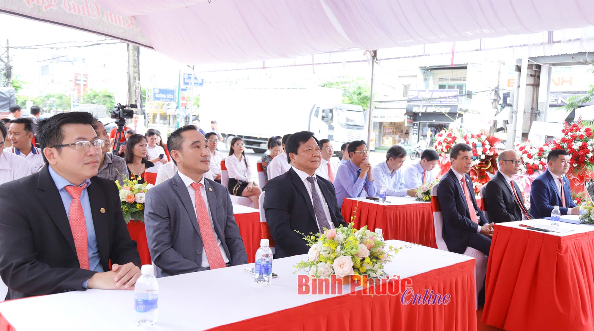 anh_1_12314610102022.jpg