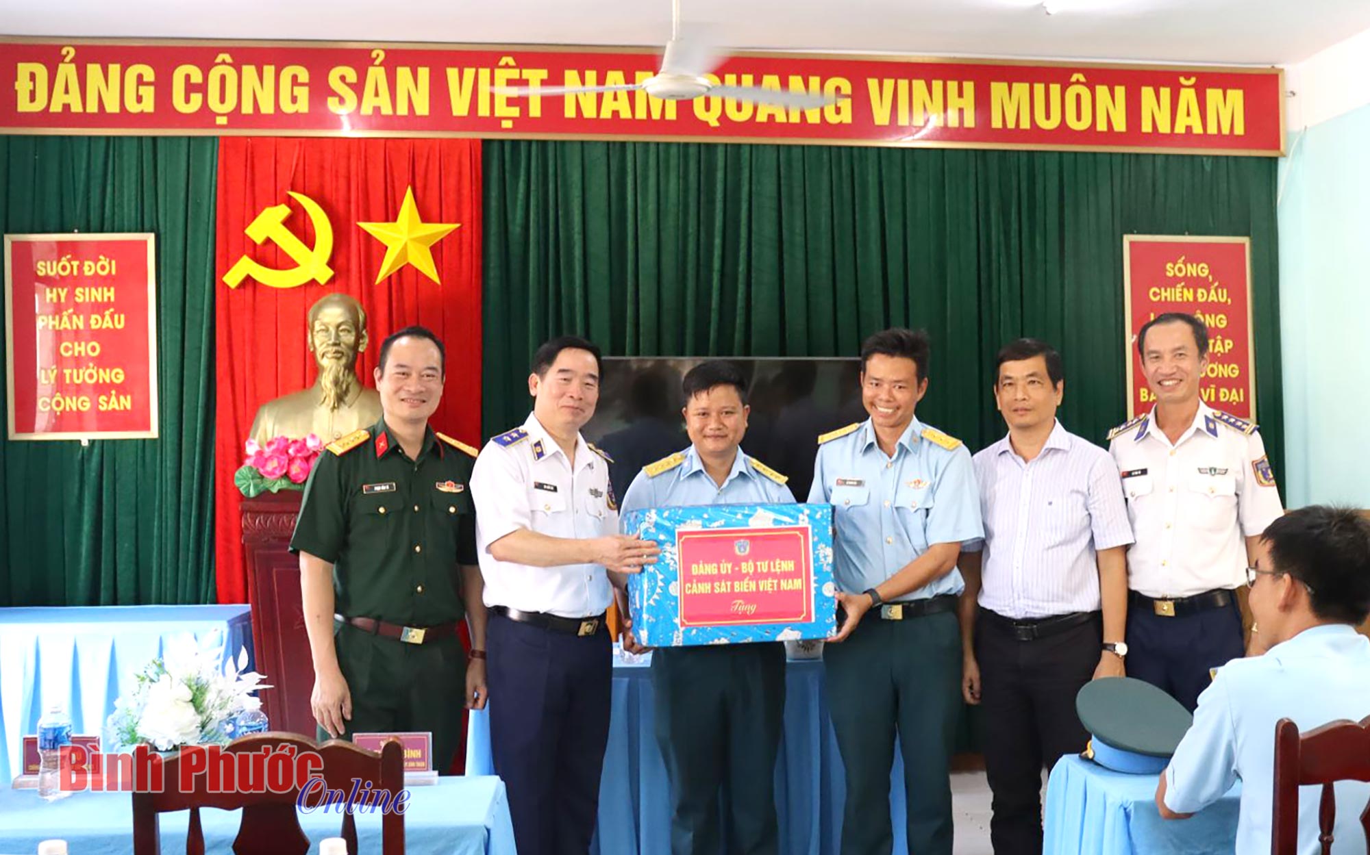 anh_7_11262009102023.jpg