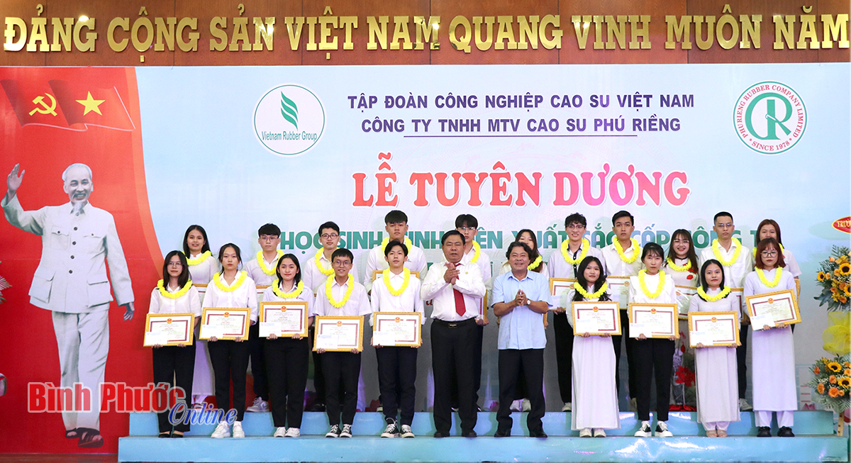 anh_7_12413616102022.jpg