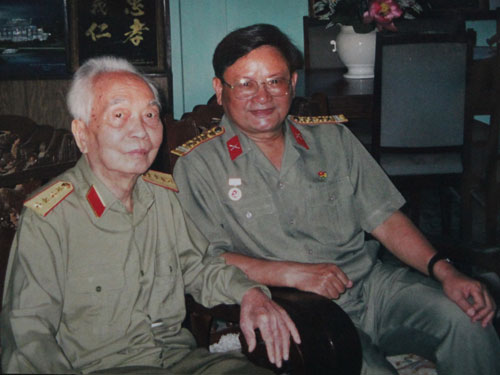 anhnoidung_daidaituongvonguyengiap.jpg
