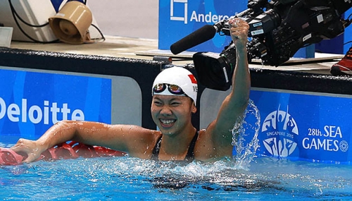 Ánh Viên kết thúc SEA Games 28 bằng chiếc HCV bơi ếch