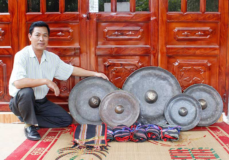 Ấp Xạc Lây: Phục hồi không gian văn hóa cồng chiêng Ấp Xạc Lây: Phục hồi không gian văn hóa cồng chiêng