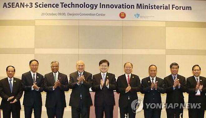 asean321102015101931.jpg