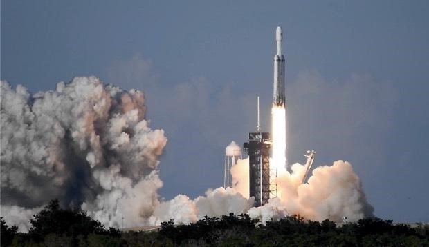 aspacexfalcon12042019030810.jpg