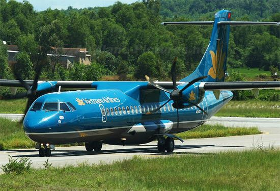 Máy bay của Vietnam Airlines rơi lốp Máy bay của Vietnam Airlines rơi lốp