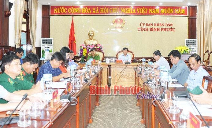 Đẩy mạnh công tác phòng, chống tội phạm, buôn lậu và gian lận thương mại Đẩy mạnh công tác phòng, chống tội phạm, buôn lậu và gian lận thương mại