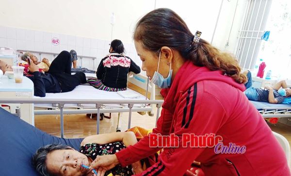 Bà Hoàng Thị Huân rất cần cộng đồng chung tay giúp đỡ