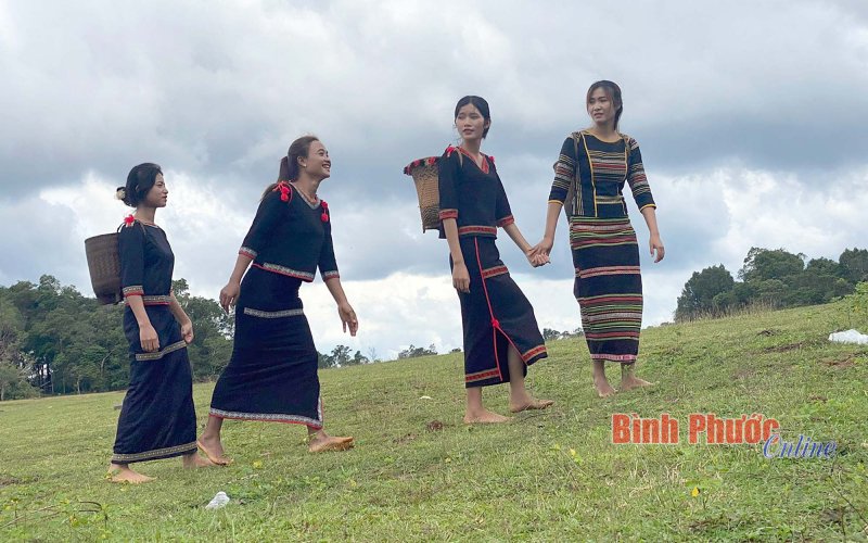 Bản sắc của con người Bình Phước là gì? Bản sắc của con người Bình Phước là gì?