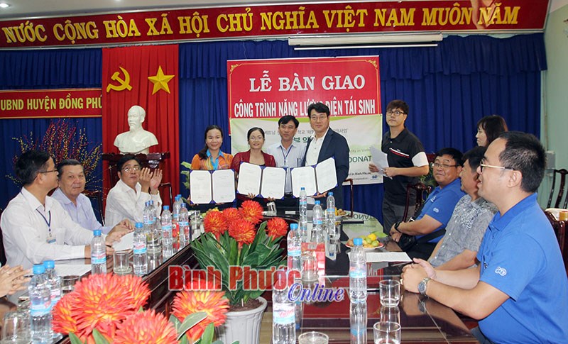 2 trường học tiếp nhận công trình năng lượng điện tái sinh