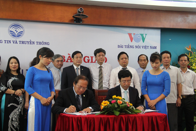 Chính thức bàn giao Đài VTC về VOV Chính thức bàn giao Đài VTC về VOV