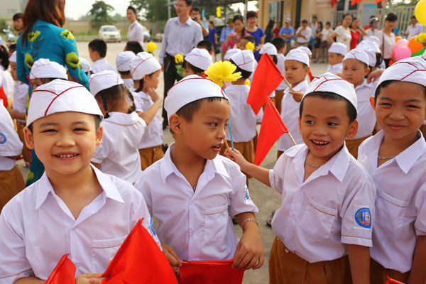 bao_dam_cac_dieu_kien_de_truong_tieu_hoc_day_hoc_2_buoingay_47_3363_19450729082022.jpg