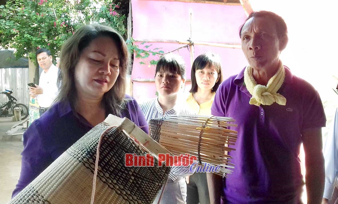 Phát triển du lịch cộng đồng gắn với quảng bá sản phẩm truyền thống