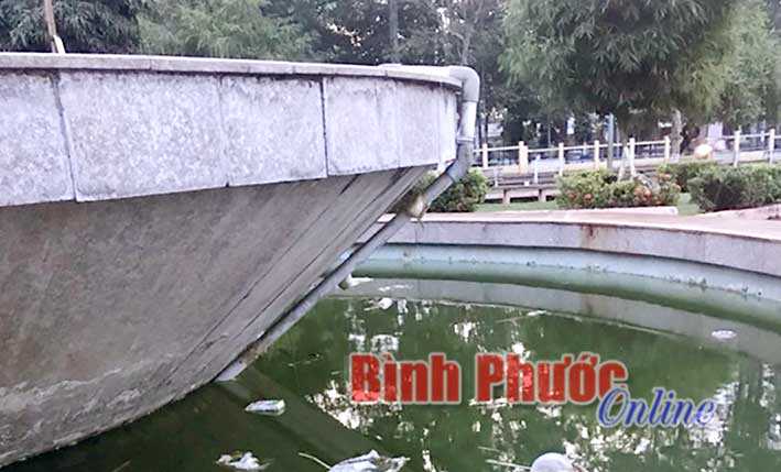 Thiếu ý thức nơi công cộng