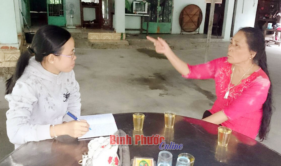 Đi qua xã bị sốt xuất huyết hoành hành