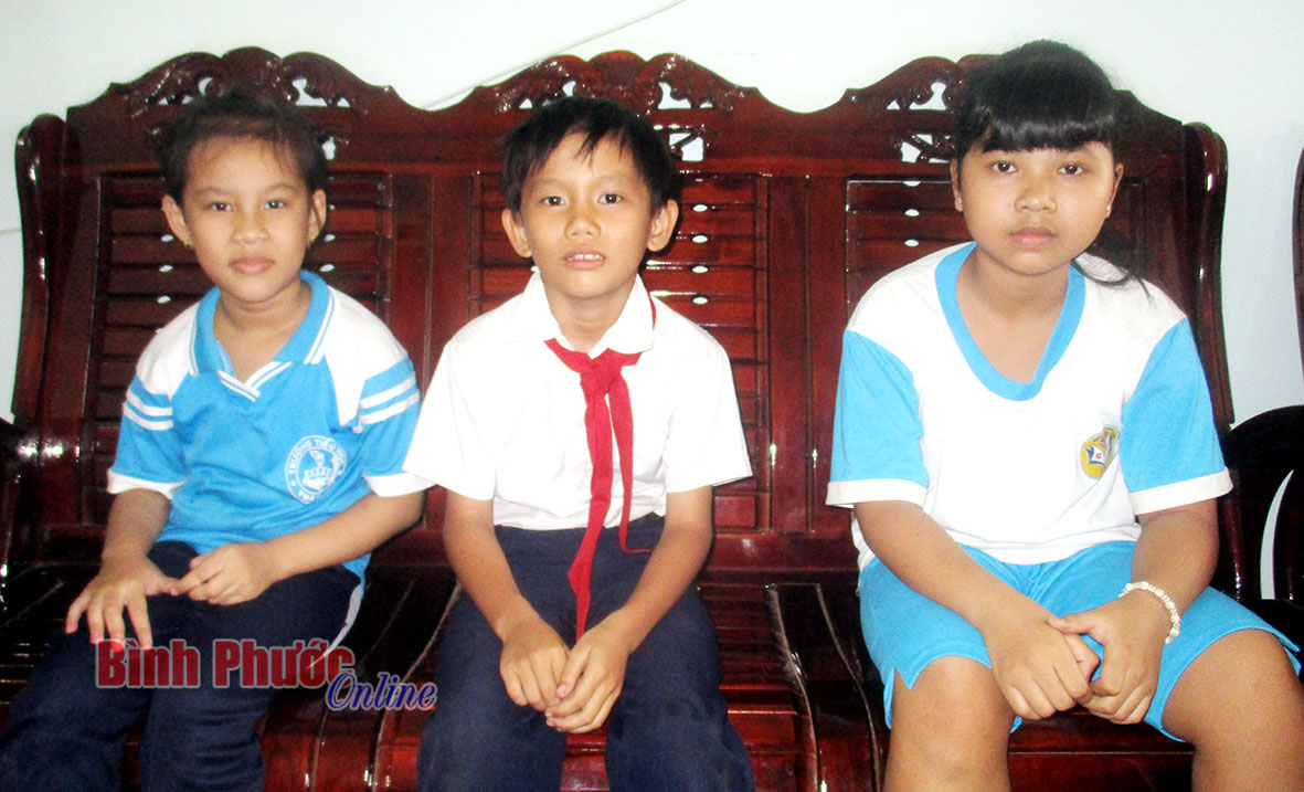 3 học sinh vượt khó học giỏi ở Trường tiểu học Thác Mơ