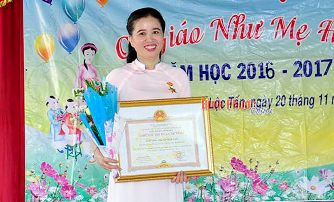 Cô Dương Thị Phương Lan tận tâm với nghề Cô Dương Thị Phương Lan tận tâm với nghề