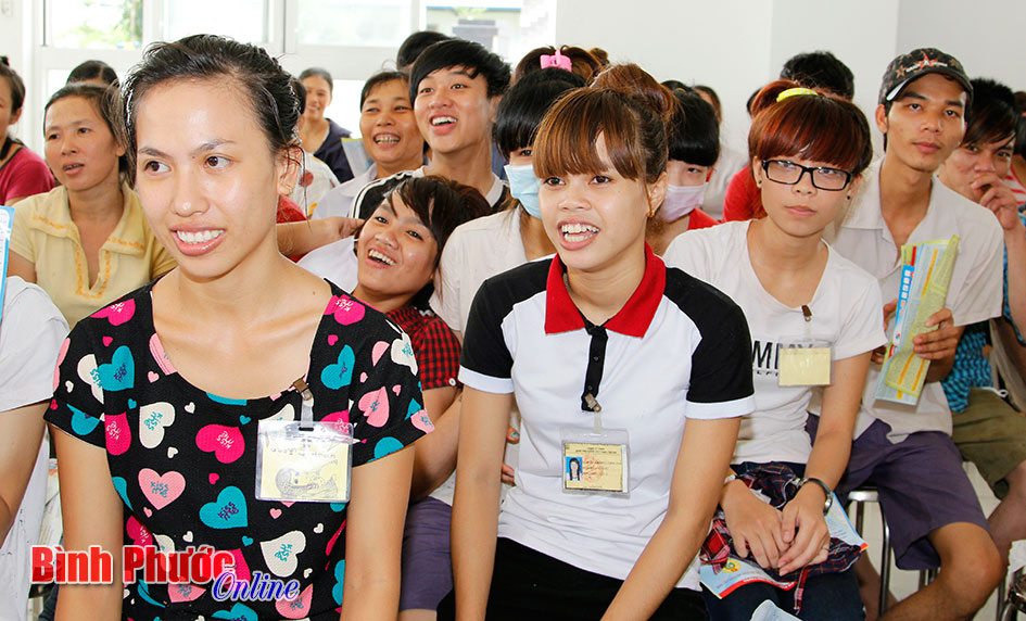 Tiền thưởng tết và quy định của pháp luật Tiền thưởng tết và quy định của pháp luật