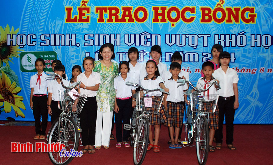 baoinngay27123.jpg