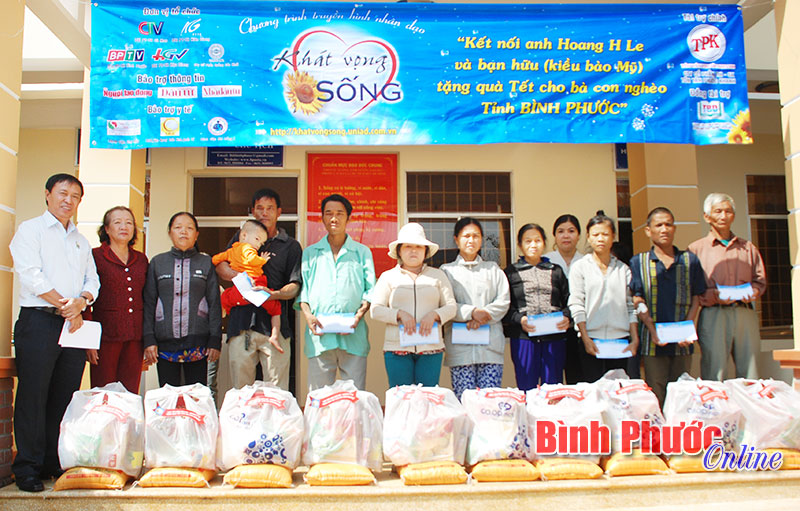Để tết của đồng bào đủ đầy hơn Để tết của đồng bào đủ đầy hơn