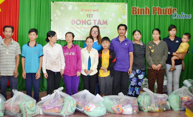 Bước chân CLB thanh niên tình nguyện Bước chân CLB thanh niên tình nguyện