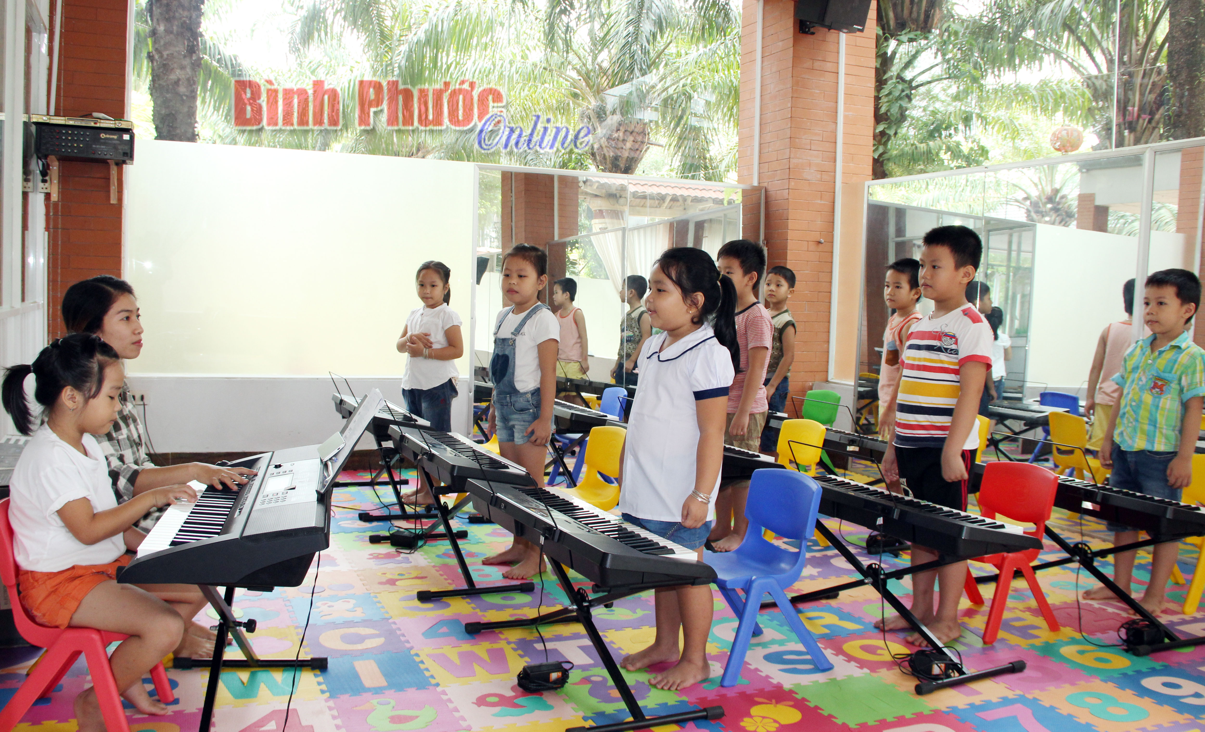 Trường mầm non tư thục “Giảm nhiệt” cho trường công lập