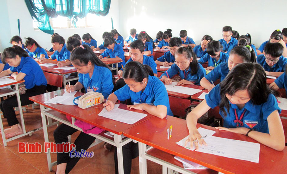 Vì sao học lực khá vẫn trượt tốt nghiệp?
