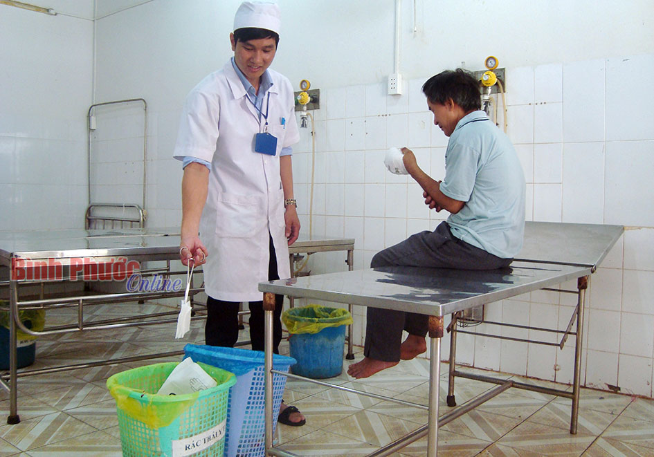 Bất cập trong xử lý rác thải y tế (Bài 1) Bất cập trong xử lý rác thải y tế (Bài 1)