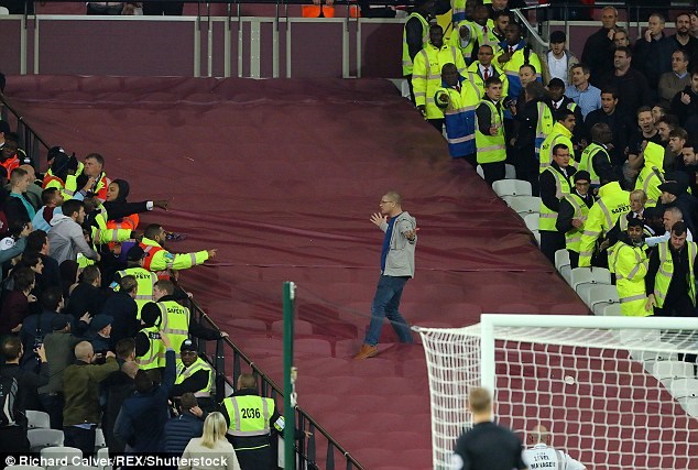 baoloanwesthamchelsea327102016103538.jpg