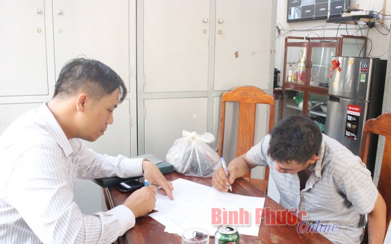 Bắt nóng 2 đối tượng trộm cắp xe máy