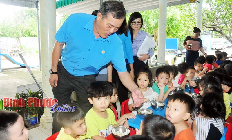 Bất cập trong hoạt động mầm non tư thục ở Chơn Thành Bất cập trong hoạt động mầm non tư thục ở Chơn Thành