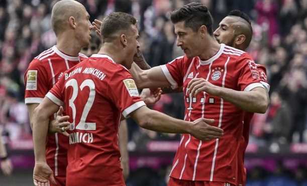 Bayern Munich chạm tay vào chức vô địch sau chiến thắng 6-0 Bayern Munich chạm tay vào chức vô địch sau chiến thắng 6-0