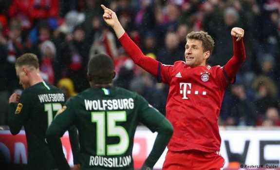 Bundesliga: Bayern chính thức chiếm ngôi đầu của Dortmund Bundesliga: Bayern chính thức chiếm ngôi đầu của Dortmund