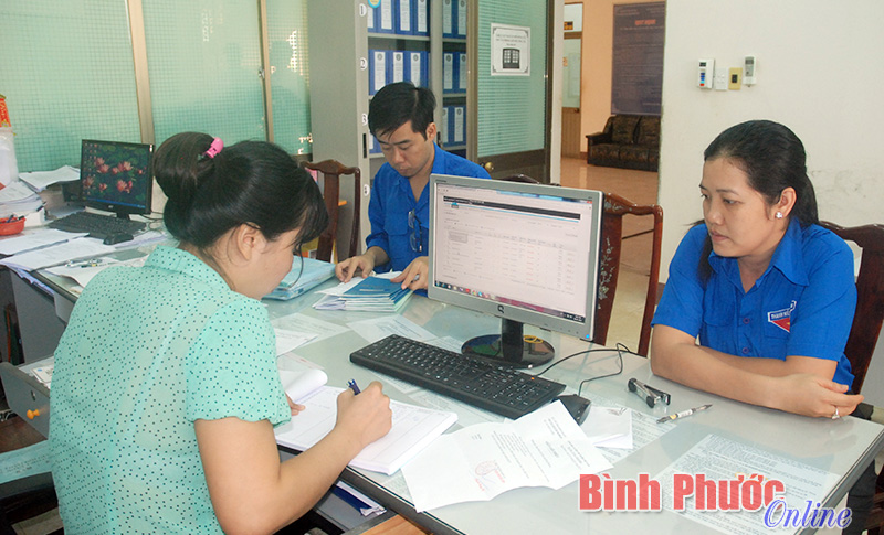 Gian lận hồ sơ để hưởng chế độ bảo hiểm xã hội sẽ bị phạt Gian lận hồ sơ để hưởng chế độ bảo hiểm xã hội sẽ bị phạt