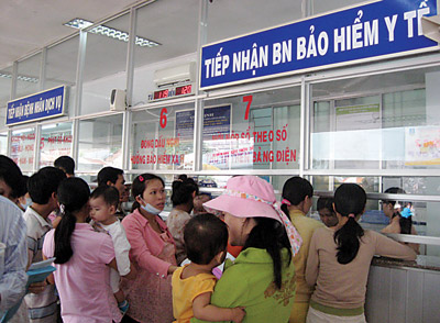 Năm 2015, 100% trẻ em trên địa bàn tỉnh được cấp thẻ BHYT