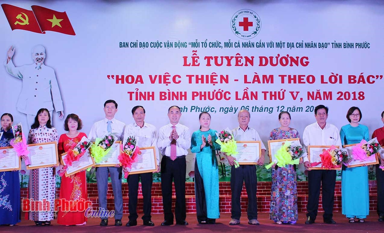 Chăm lo tết cho người nghèo và nạn nhân chất độc da cam