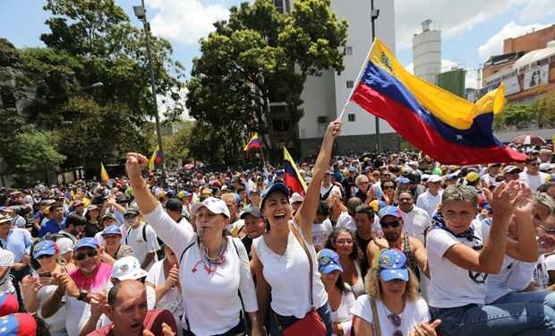 Venezuela kêu gọi LHQ can thiệp trước biện pháp trừng phạt của Mỹ Venezuela kêu gọi LHQ can thiệp trước biện pháp trừng phạt của Mỹ