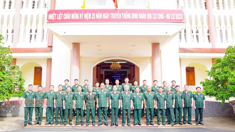 Binh đoàn 16 kỷ niệm 25 năm ngày thành lập Binh đoàn 16 kỷ niệm 25 năm ngày thành lập