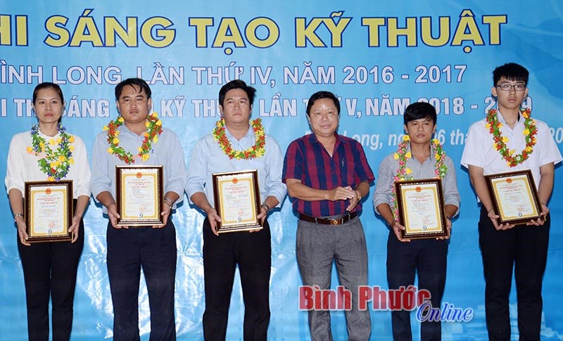 21 sản phẩm, mô hình, giải pháp đoạt giải sáng tạo kỹ thuật 21 sản phẩm, mô hình, giải pháp đoạt giải sáng tạo kỹ thuật